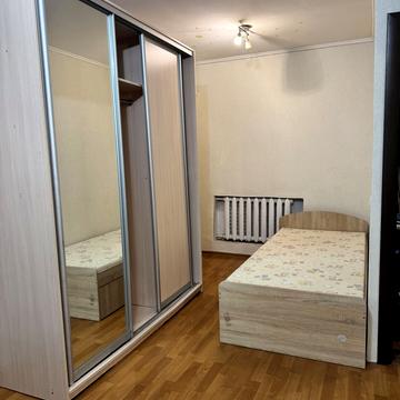 Празька вул., 17