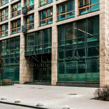 Золотоворітська вул., 38