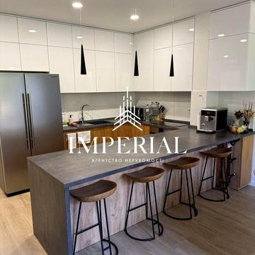 Богатирська вул., 32