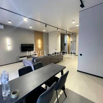 Виноградна вул., 2