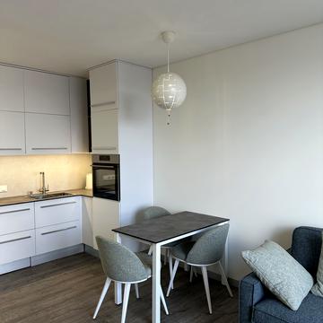 Олени Теліги вул., 25