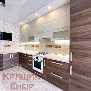 Героїв Дніпра вул., 4