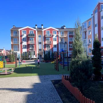 Гетьманська вул., 40