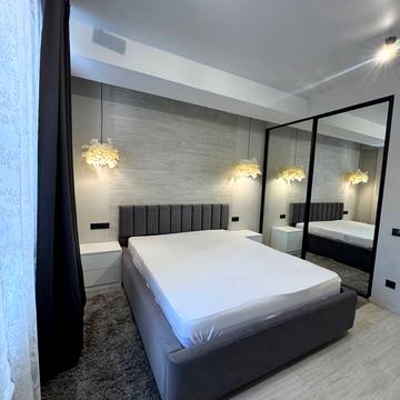 Святослава Ріхтера вул. (Щорса), 144