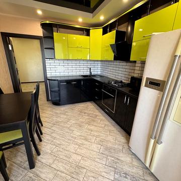 Покровська вул., 99д