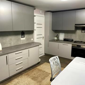 Садова вул.