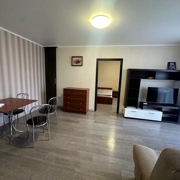 Незалежності вул., 36