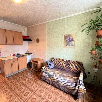 Урлівська вул., 16