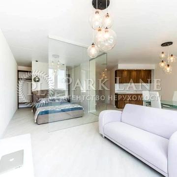 Академіка Глушкова просп., 9-В