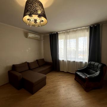 Борщагівська вул., 145