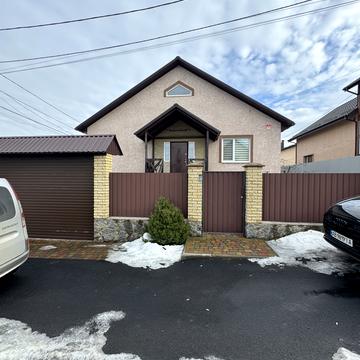 Миколи Куліша вул., 32