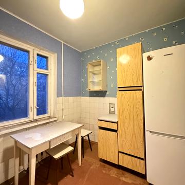 Сонячний мікрорайон вул., 49