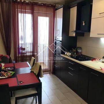 Сонячний мікрорайон вул., 7