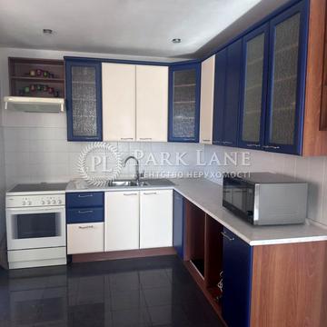 Золотоустівська вул., 10-12