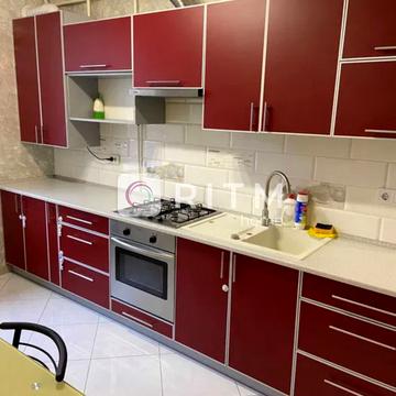 Зоряна вул., 6