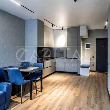 Причальна вул., 12