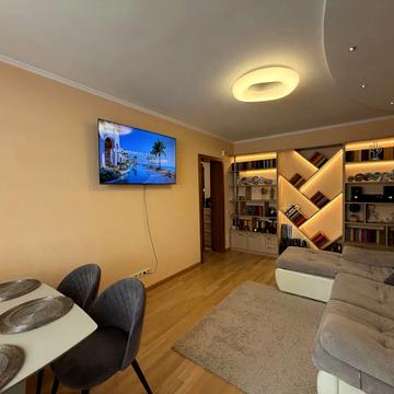 Юлії Здановської вул. (Ломоносова), 83-А