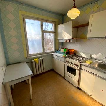 Небесної Сотні просп. (Маршала Жукова), 15