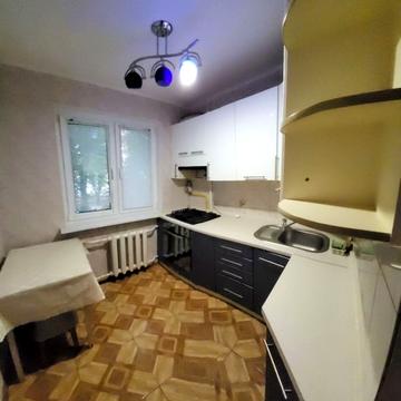 Вацлава Гавела бульв. (Івана Лепсе), 77