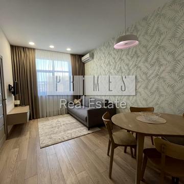 Саперне Поле вул., 12