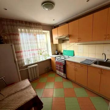 Соборності просп. (Воззєднання), 3-Б