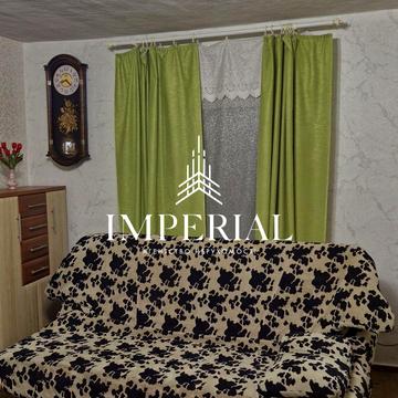 Папулова вул., 11