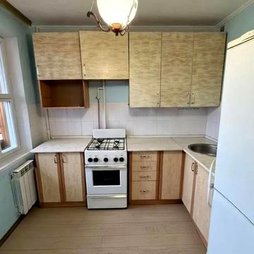 Олександра Архипенка вул. (Мате Залки), 10-Б