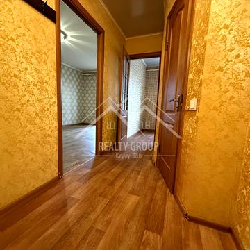 Мистецька вул. (Землячки), 1