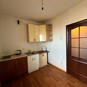 Юлії Здановської вул. (Ломоносова), 81-Б