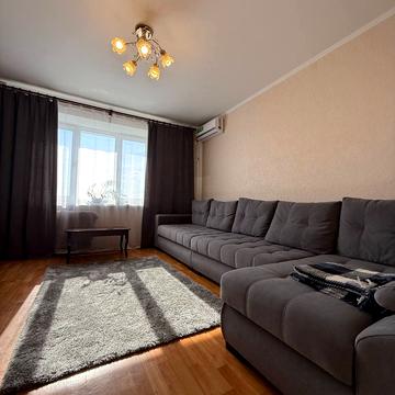 Благовісна вул., 210