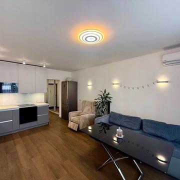 Академіка Заболотного вул., 15-В