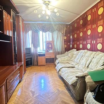 Відрадний просп. (Чубаря), 12