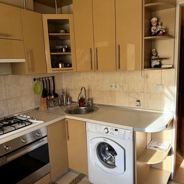 Братиславська вул., 40-А