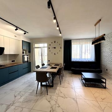 Героїв Крут вул., 6