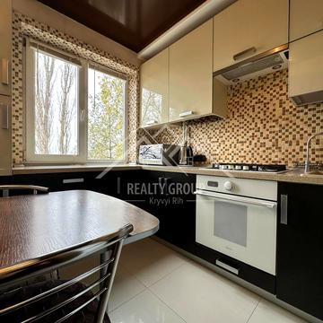 Військове містечко 33 вул., 24