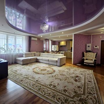 Академіка Ющенка вул., 18