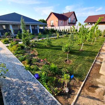 Лесі Українки вул.