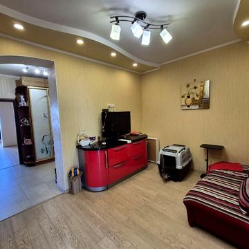 Миру просп. (Леніна), 8а