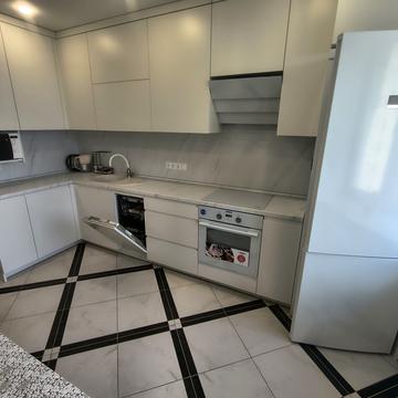 Василя Верховинця вул., 10