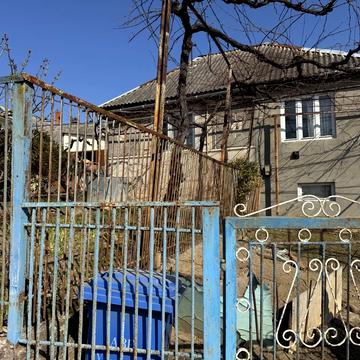 Горянська вул., 42