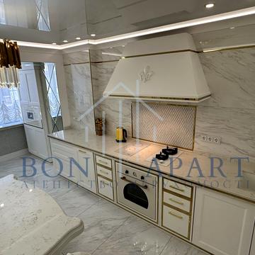 Нижній Вал вул., 41