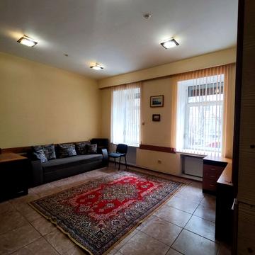 Феодосія Макаревського пров. (Радянський), 1-Б