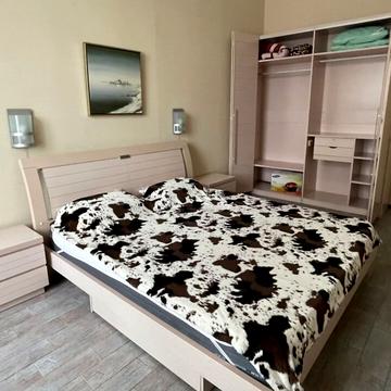 Театральний пров. (Чайковського), 8