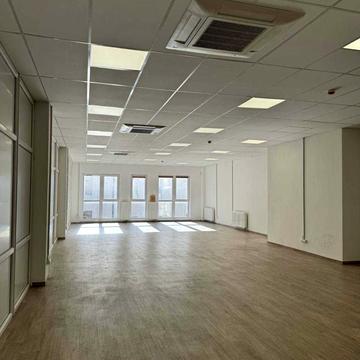 Іллі Мечникова вул., 16е