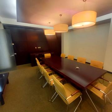 Королеви Єлизавети ІІ вул. (Глинки), 2