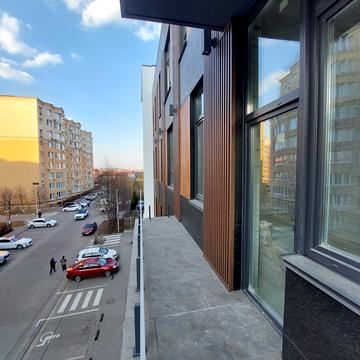 Житня вул., 9