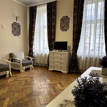 Юліуша Словацького вул., 3