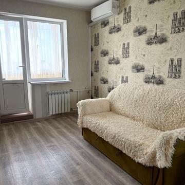 Володимира Івасюка просп. (Героїв Сталінграду), 48