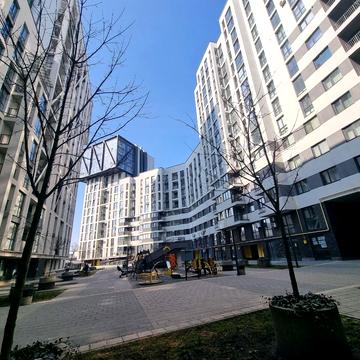 Героїв УПА вул., 73