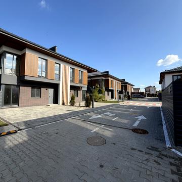 Полтавська вул., 34/01